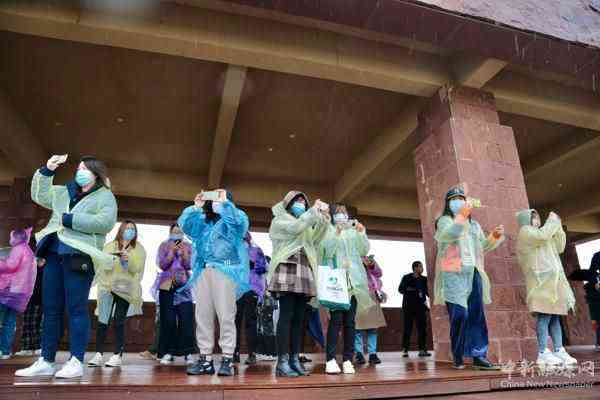 【母親河畔的中國(guó)】打卡鄭州黃河灘地公園 感受黃河的壯美奇觀