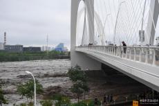 直擊北京強降雨：房山和門頭溝部分地區通訊信號中斷